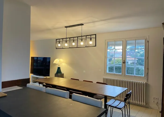 Maison 16 Couchages, 10 Min De La * La Baule