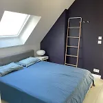 Holiday home Maison 16 Couchages, 10 Min De La *